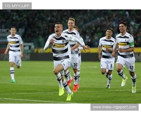 门兴格拉德巴赫客场大胜圣保利 4-0 迎来赛季首胜